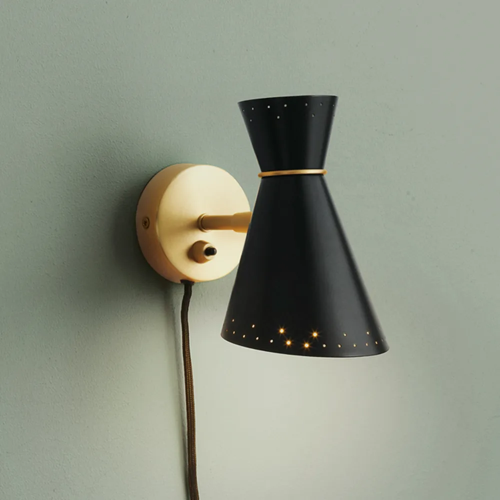 Bloom vegglampe, Black noir/warm white, stripe Warm Nordic