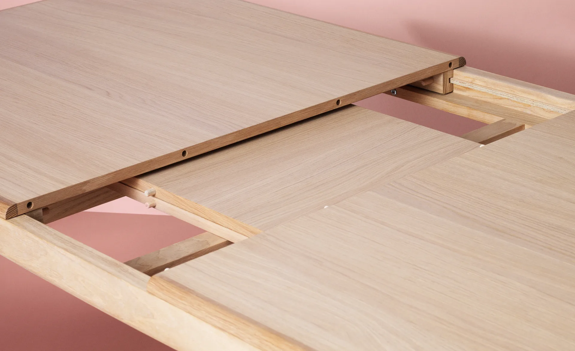 Evermore spisebord inkl. 2 tilleggsplate á 45 cm, Natural oak, 160 cm Warm Nordic