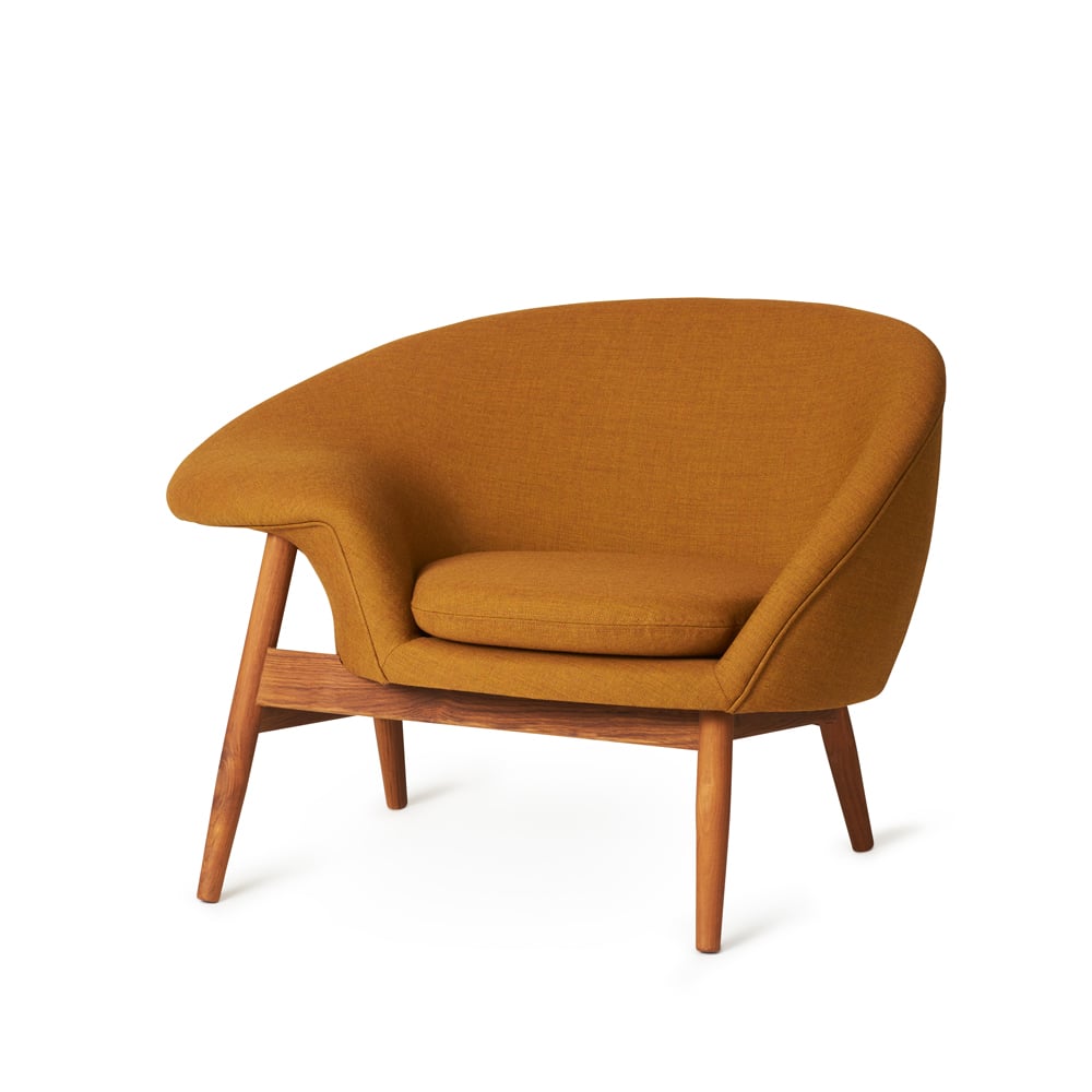 Bilde av Warm Nordic Fried Egg lenestol Tekstil canvas 424 dark ochre oljede teakben