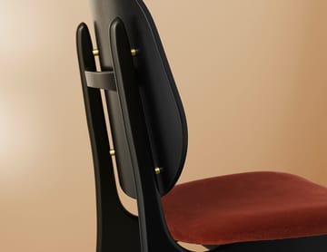 Noble stol - stoff brick red, svartlakkert bøkstativ - Warm Nordic