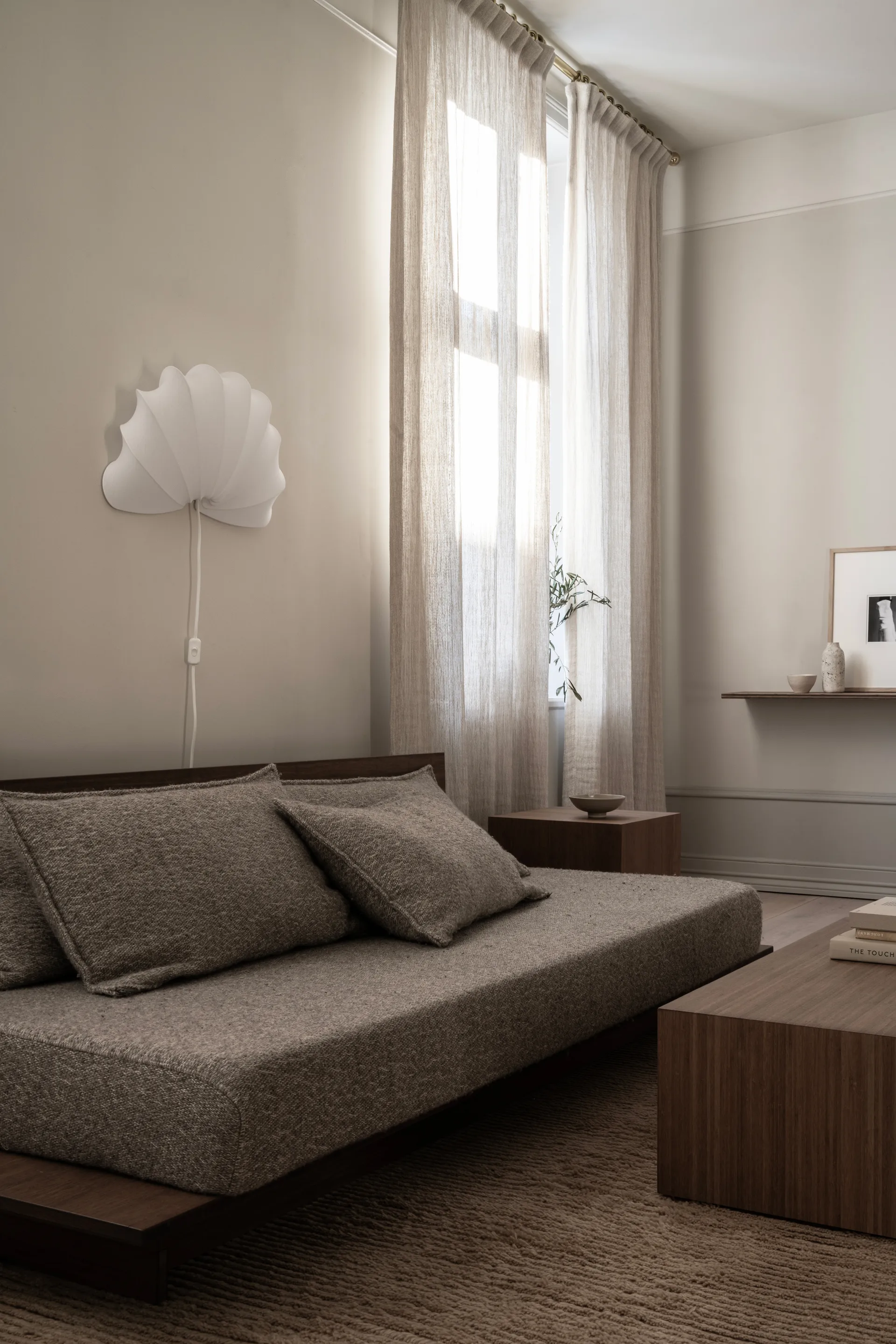 Anna vegglampe L 54 cm, White cotton Watt & Veke