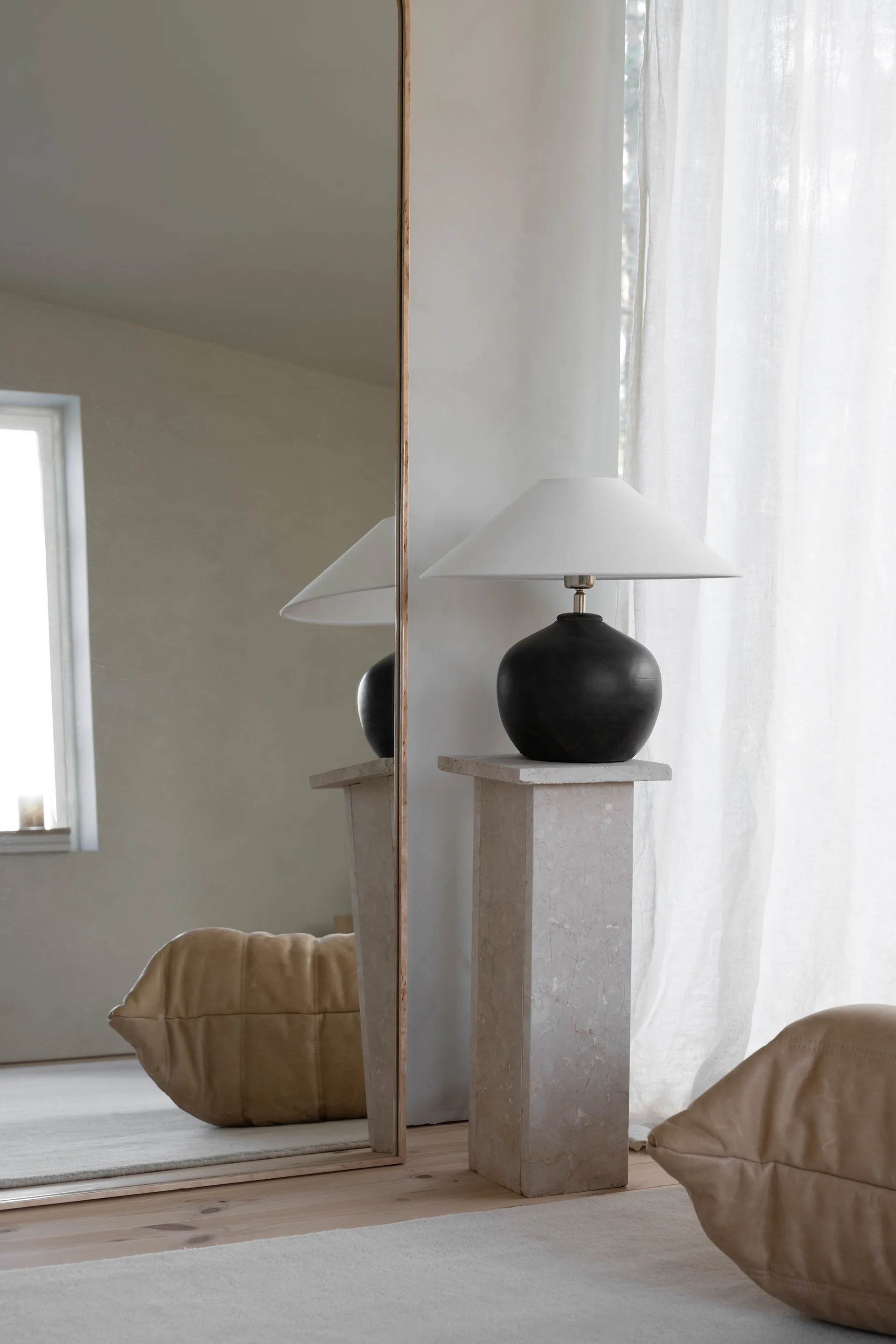 Mona lampefot 28 cm, Black Watt & Veke