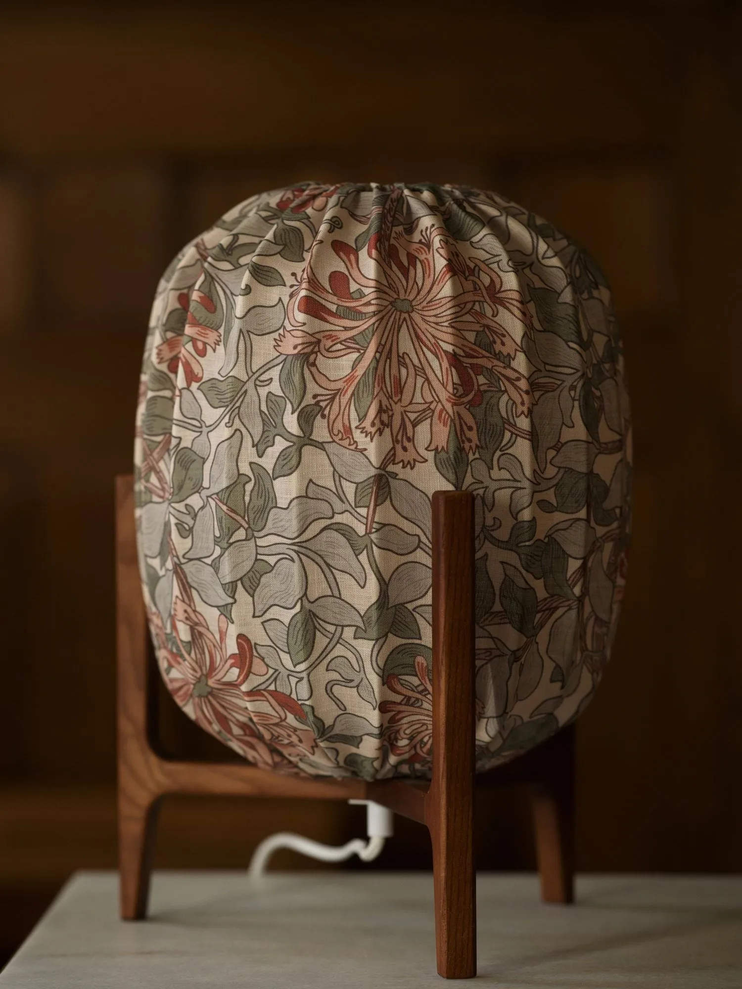 Prisma bordlampe, Dark ash-Honeysuckle blush, Ø27x42 cm Watt & Veke