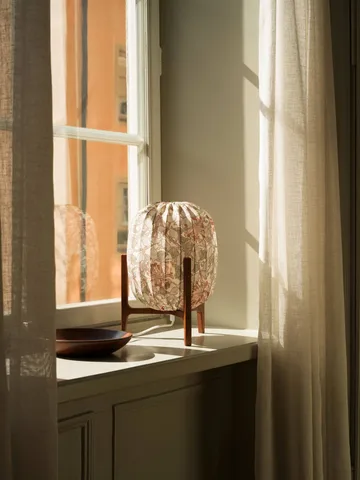 Prisma bordlampe - Dark ash-Honeysuckle blush, Ø27x42 cm - Watt & Veke