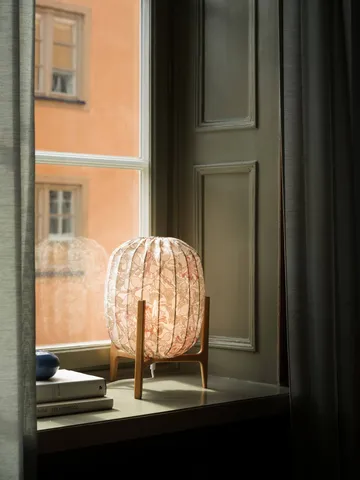 Prisma bordlampe - Oak-Honeysuckle blush, Ø27x42 cm - Watt & Veke