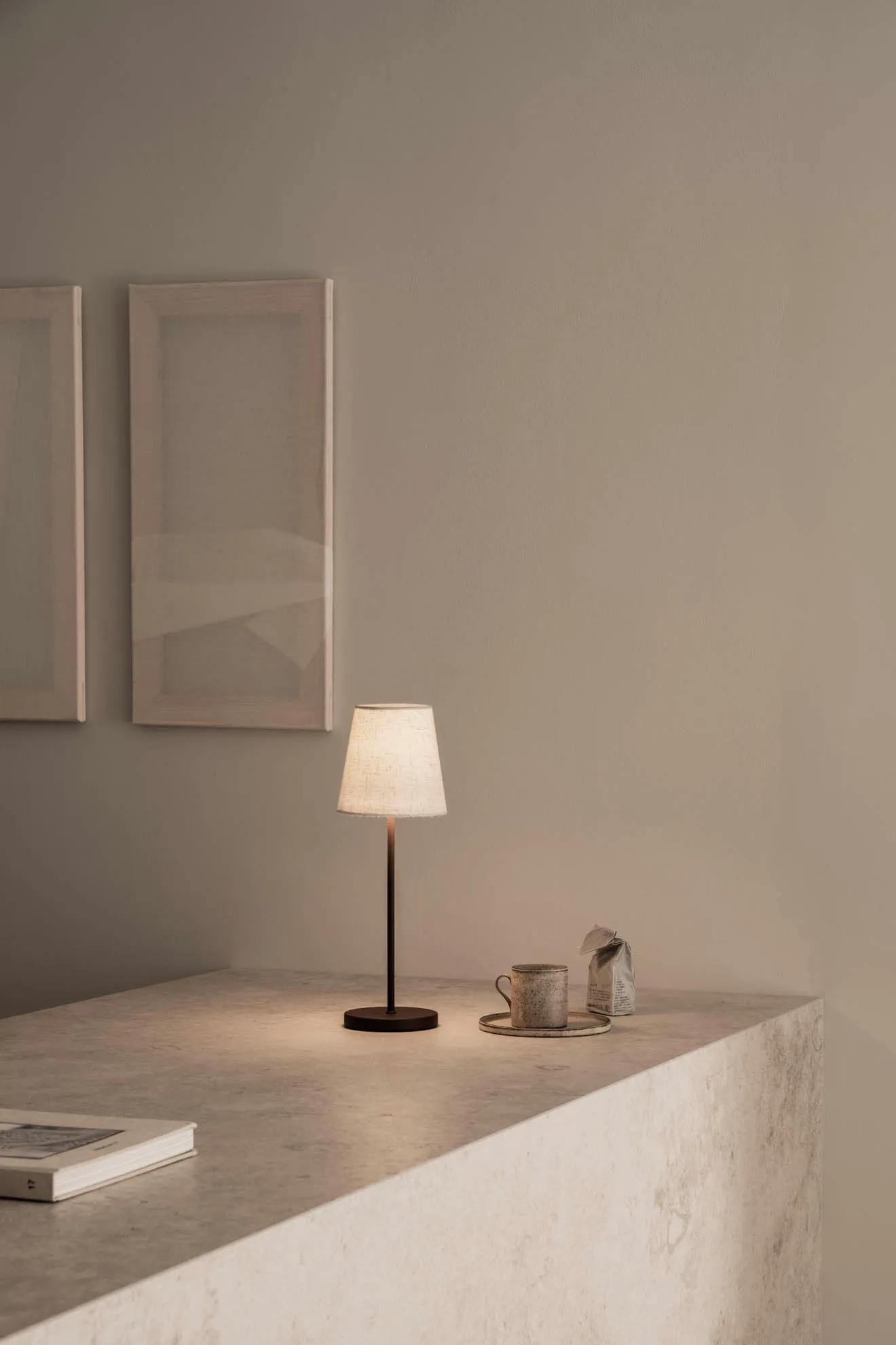 Tyra table portable bordlampe Ø14 cm, Coffee Watt & Veke