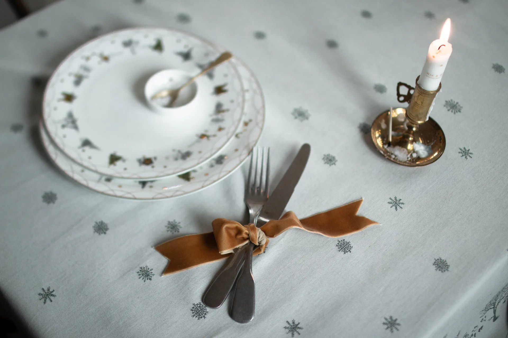 Julemorgen duk, Hvit-grønn, 140x340 cm Wik & Walsøe