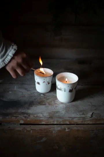 Julemorgen Story duftlys - Kanel & appelsin 240 g - Wik & Walsøe