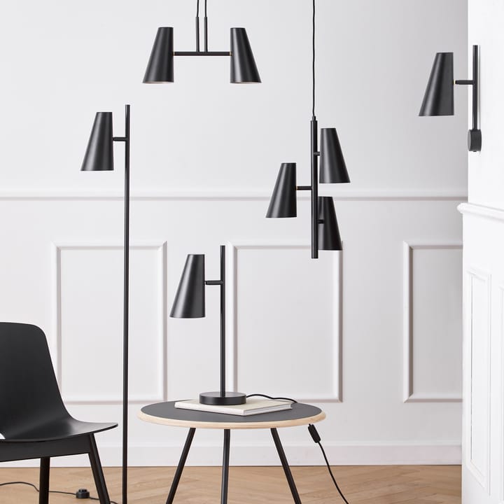 Cono stålampe, Svart Woud