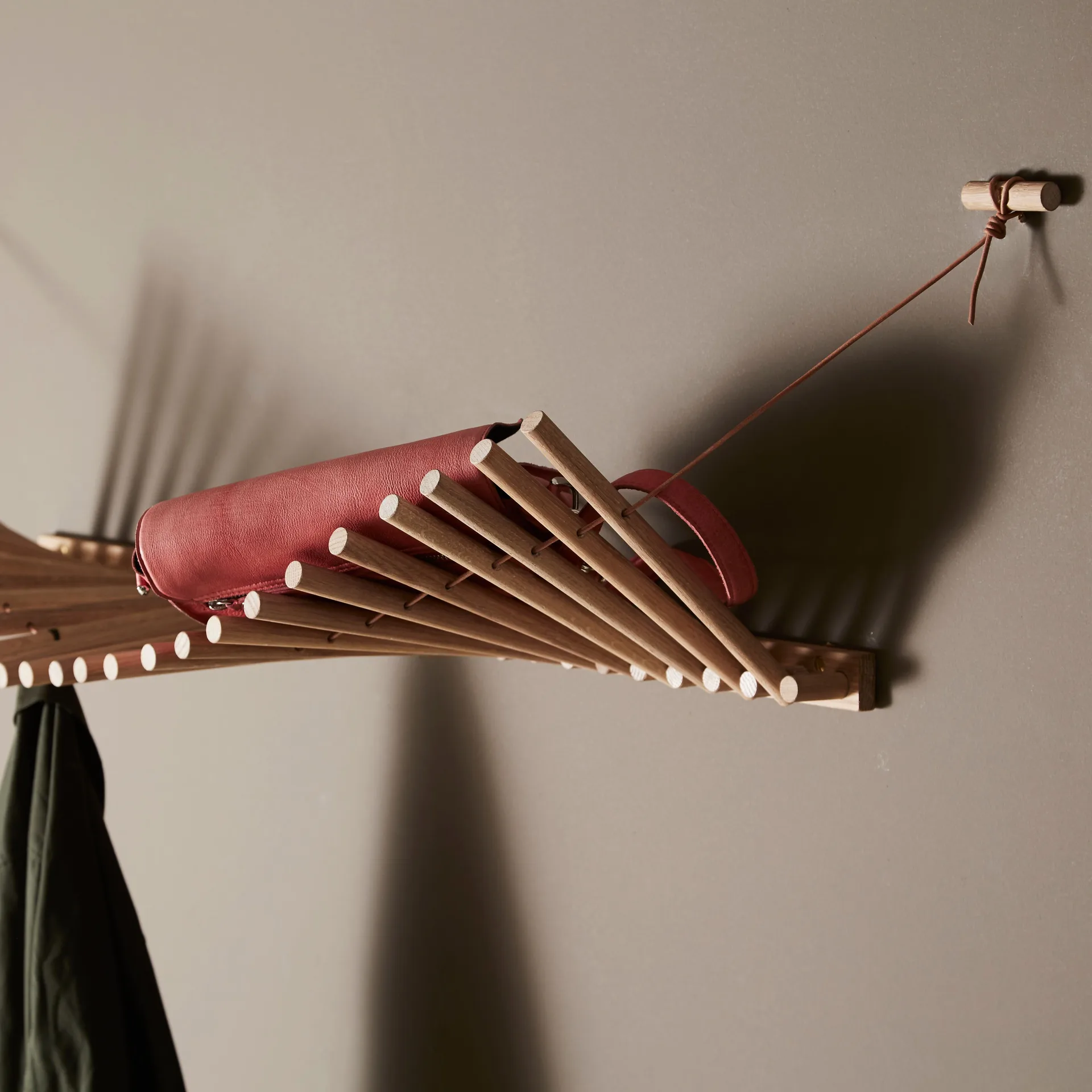 Knaegt klesknagg, hvitpigmentert eik Woud