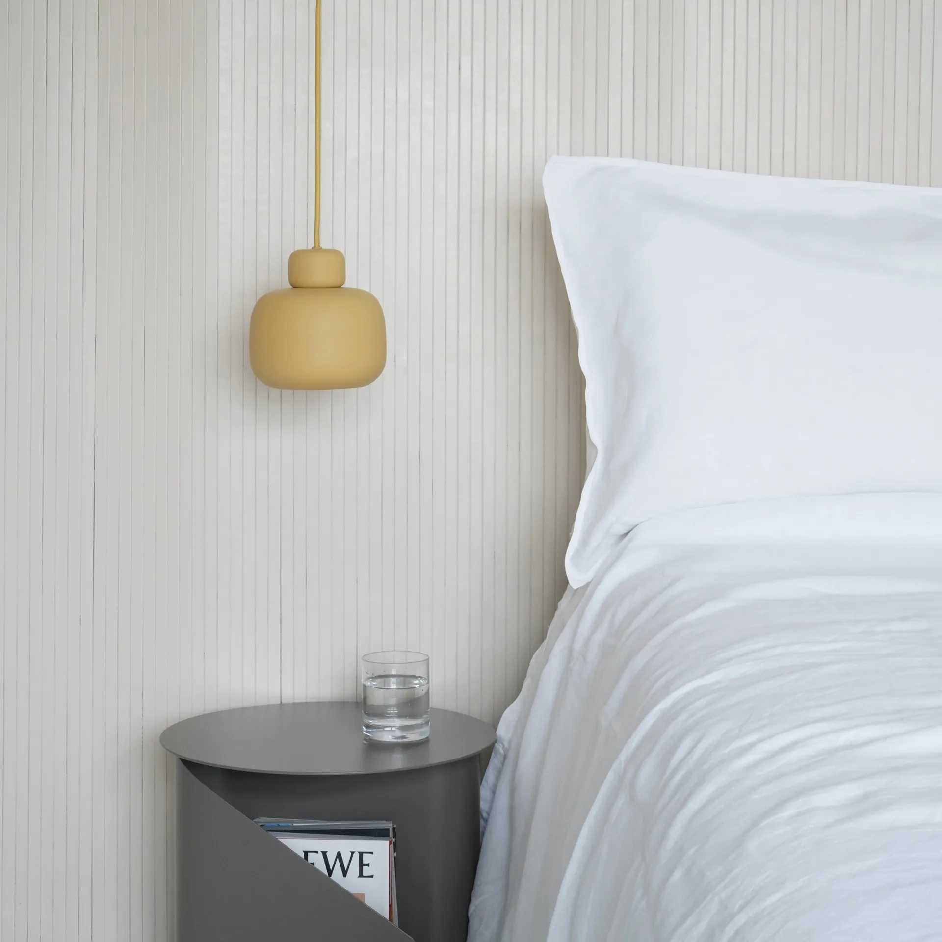 Stone taklampe small, Sennepsgul Woud