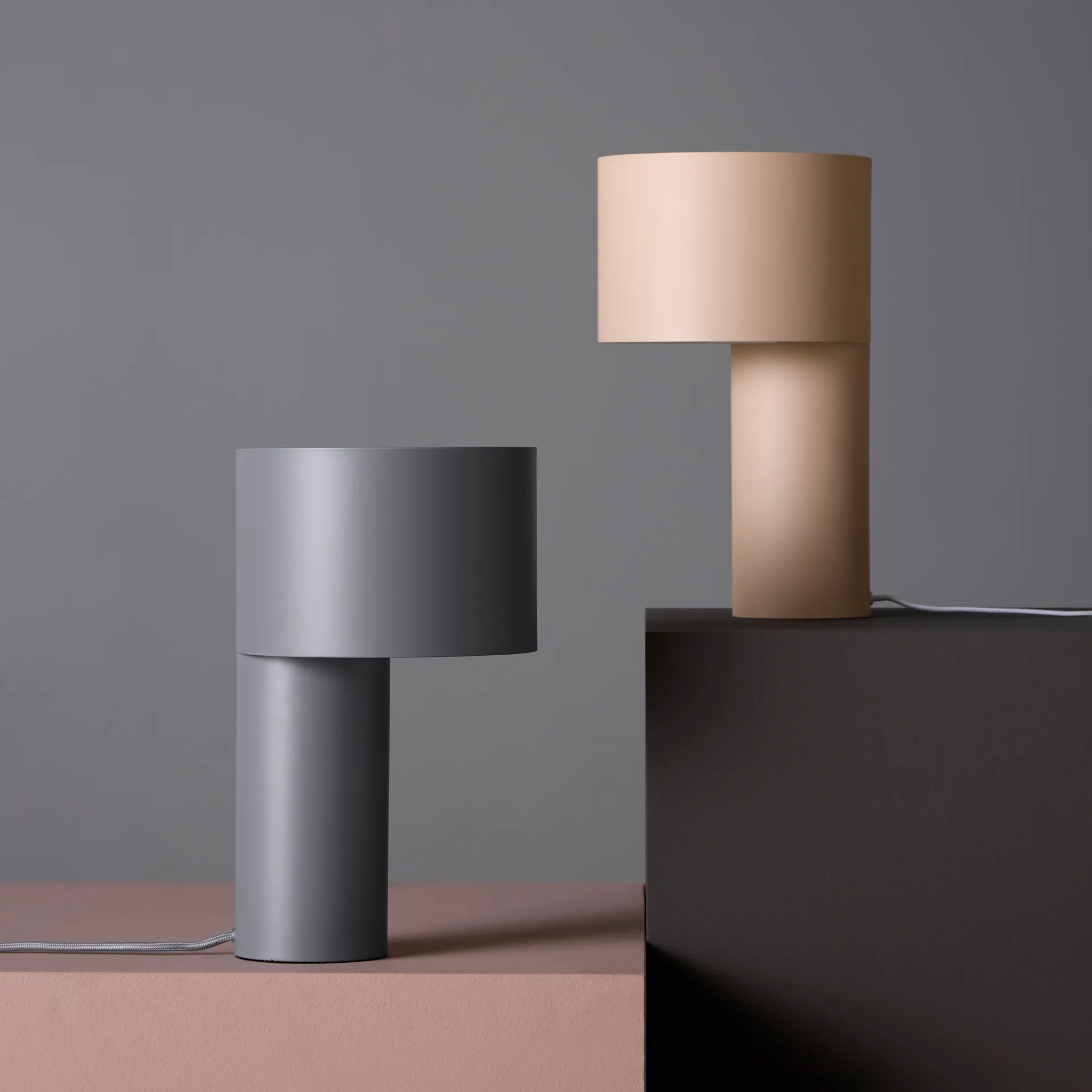 Tangent bordlampe, grå Woud