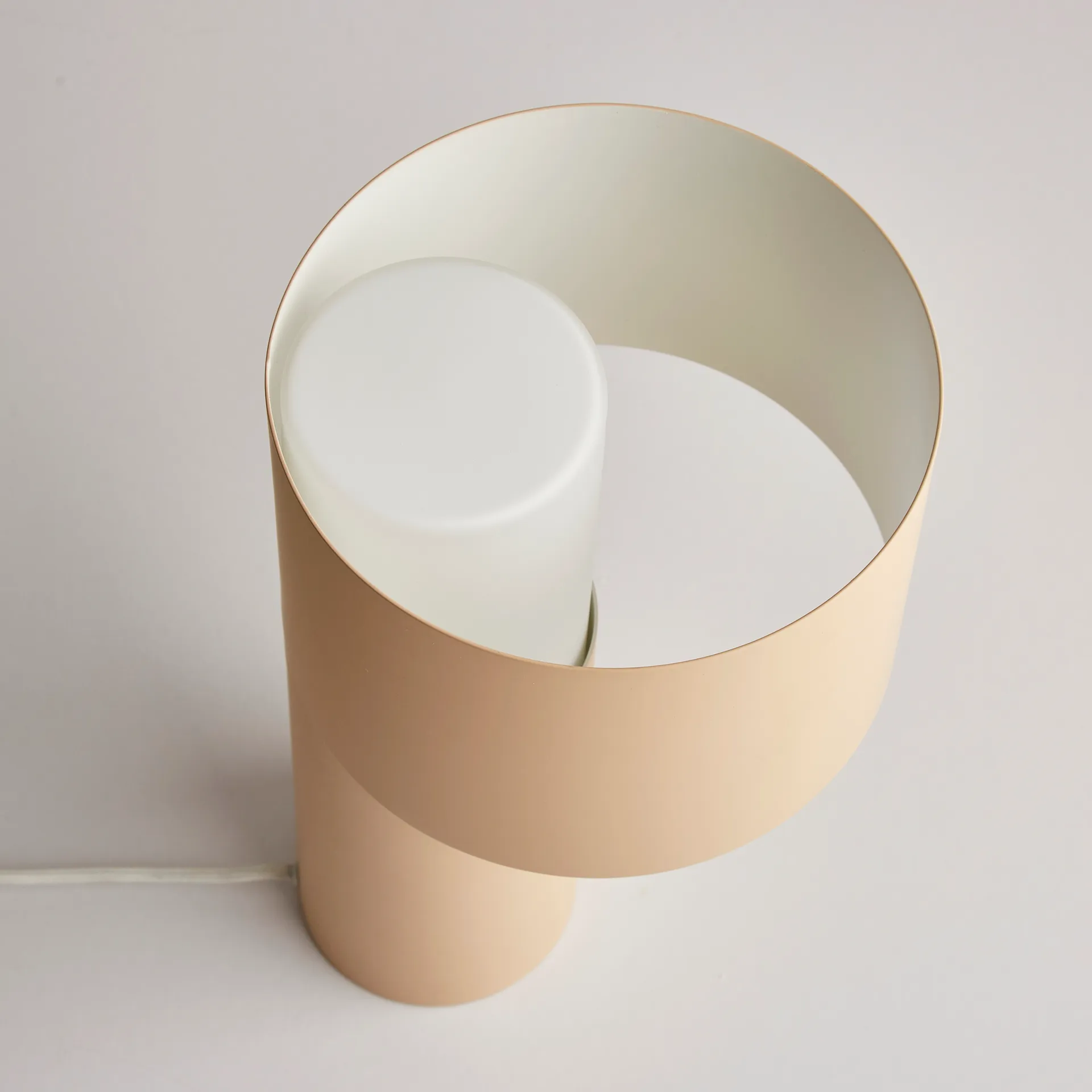 Tangent bordlampe, sand Woud
