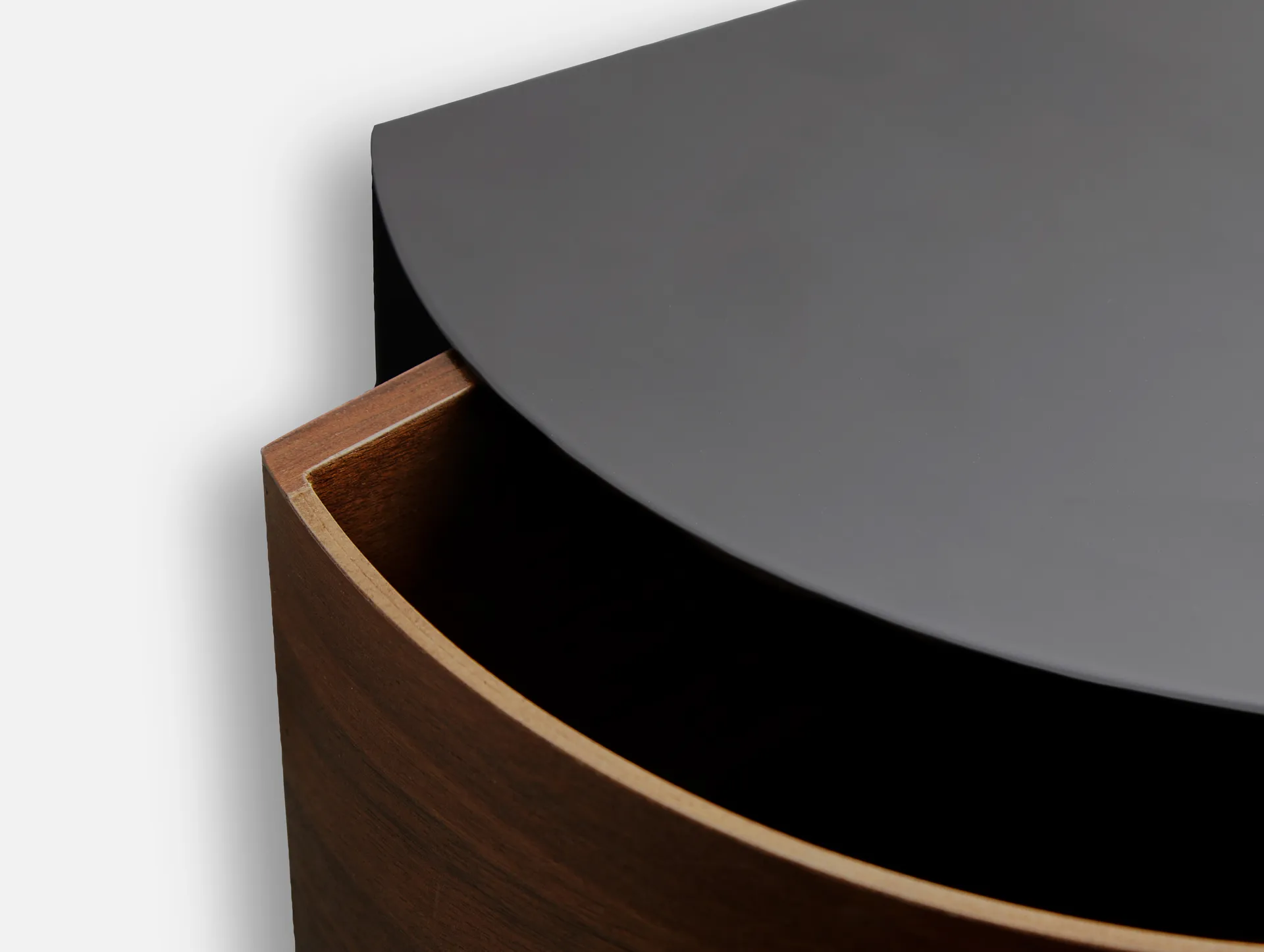 Wallie hylle, Valnøtt Woud