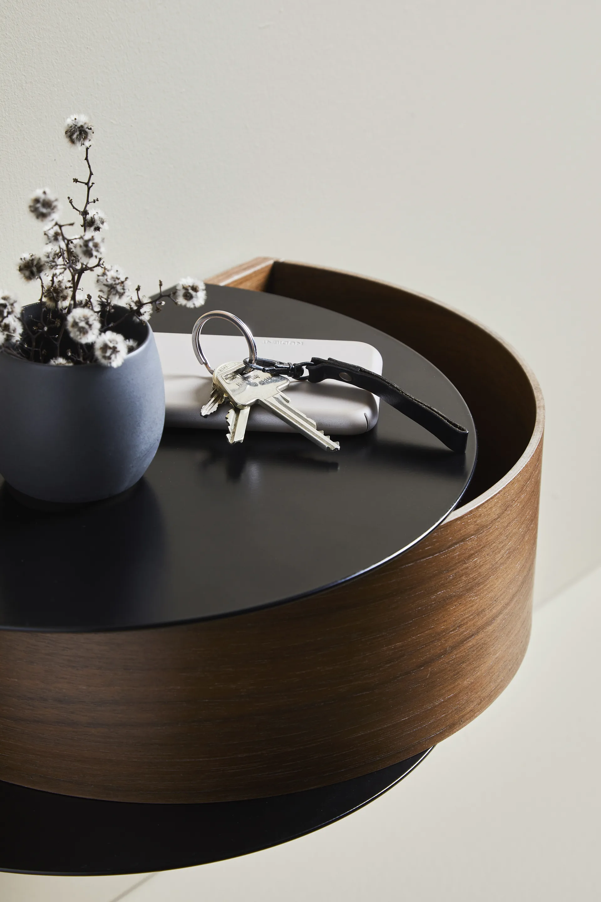 Wallie hylle, Valnøtt Woud