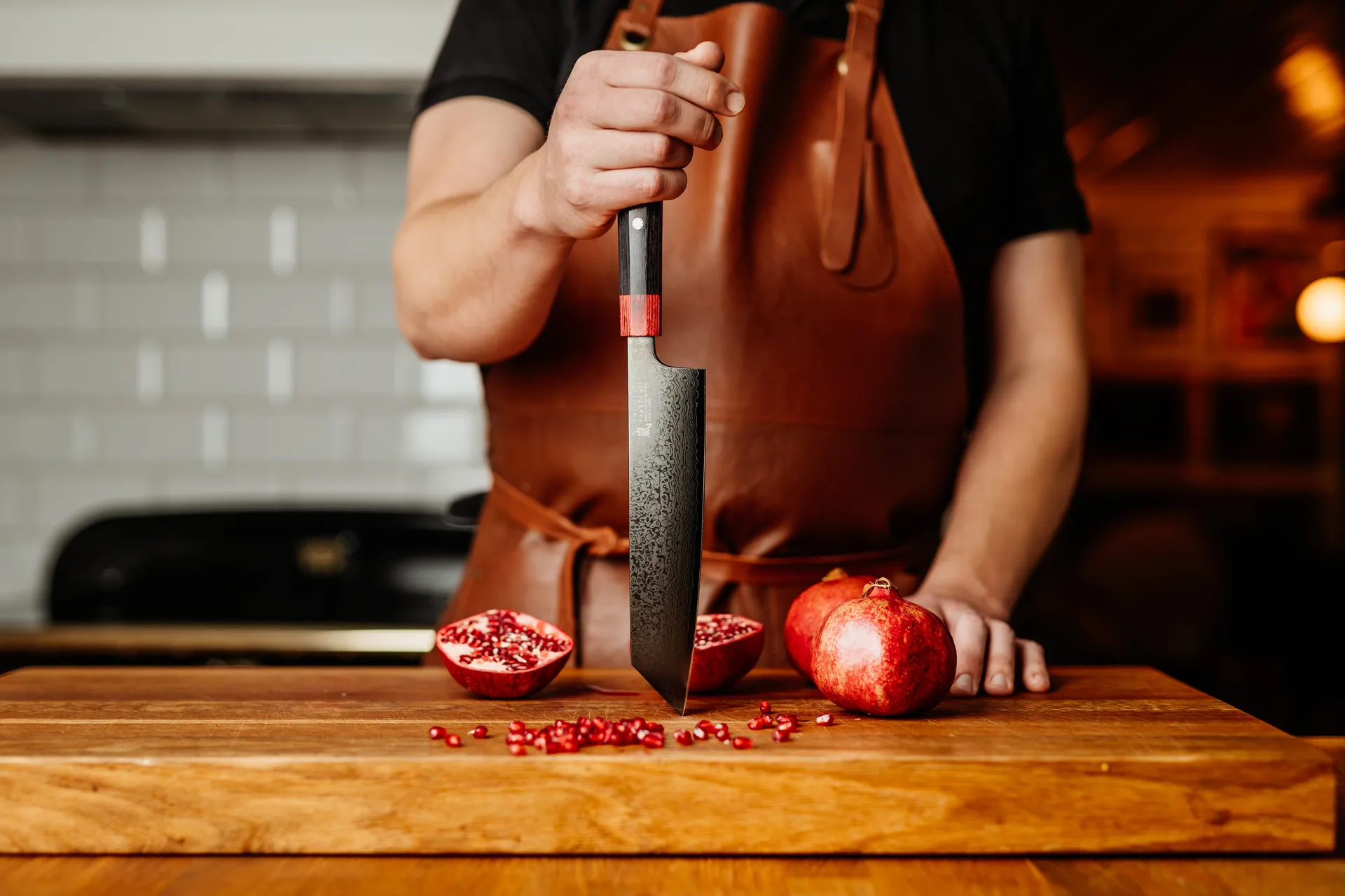 Rei kiritsuke-kniv, Rød-svart, DLC, 20 cm Yaxell