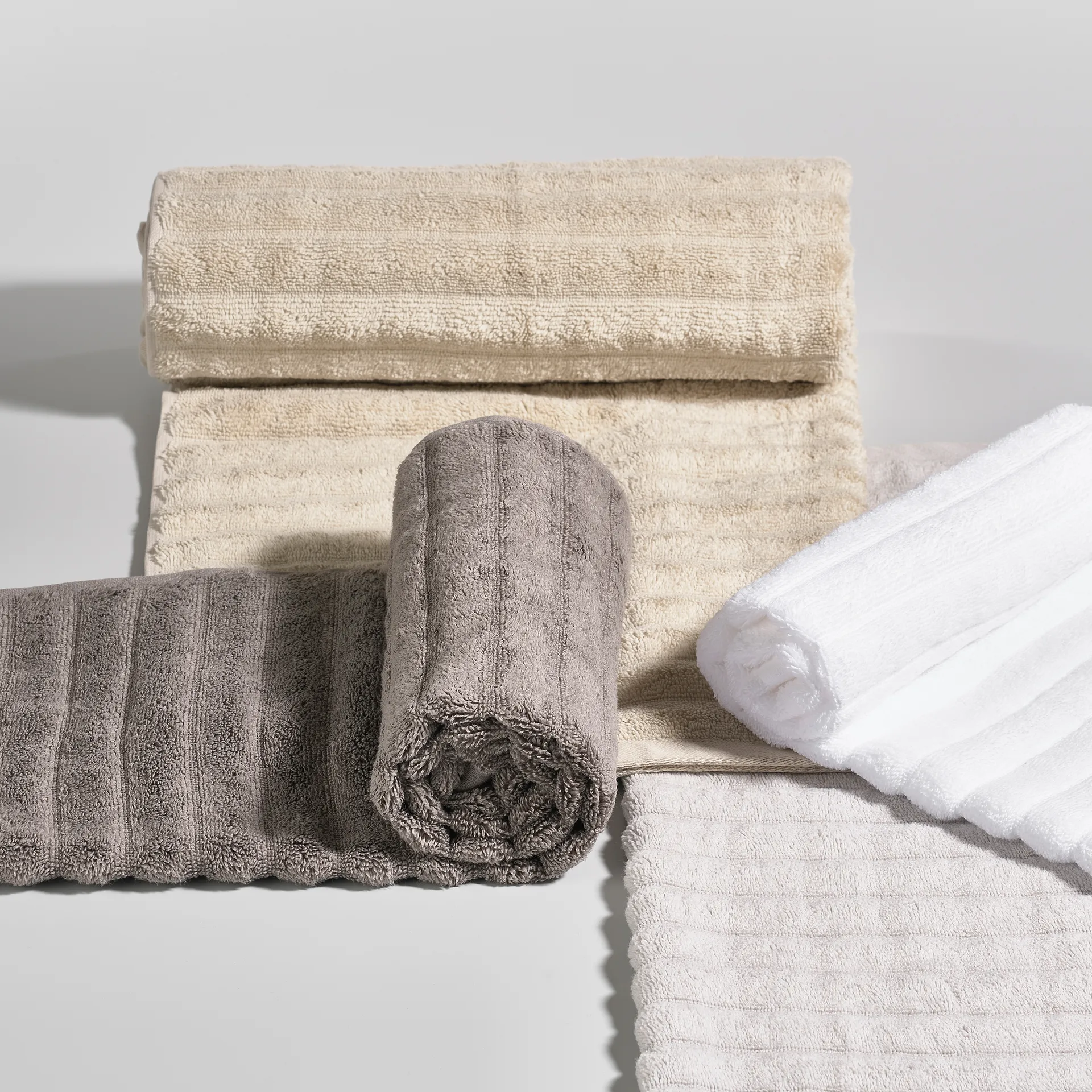 INU håndkle 50x100 cm, Sand Zone Denmark