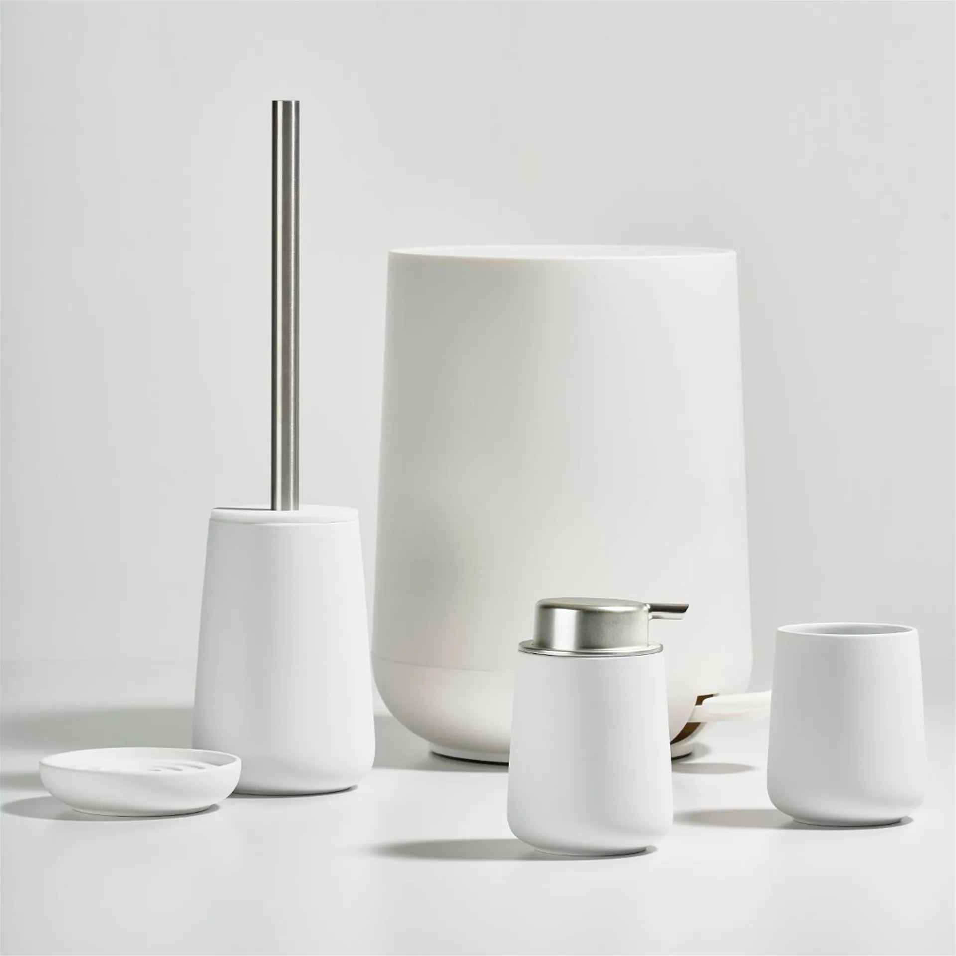 Nova toalettbørste, hvit Zone Denmark