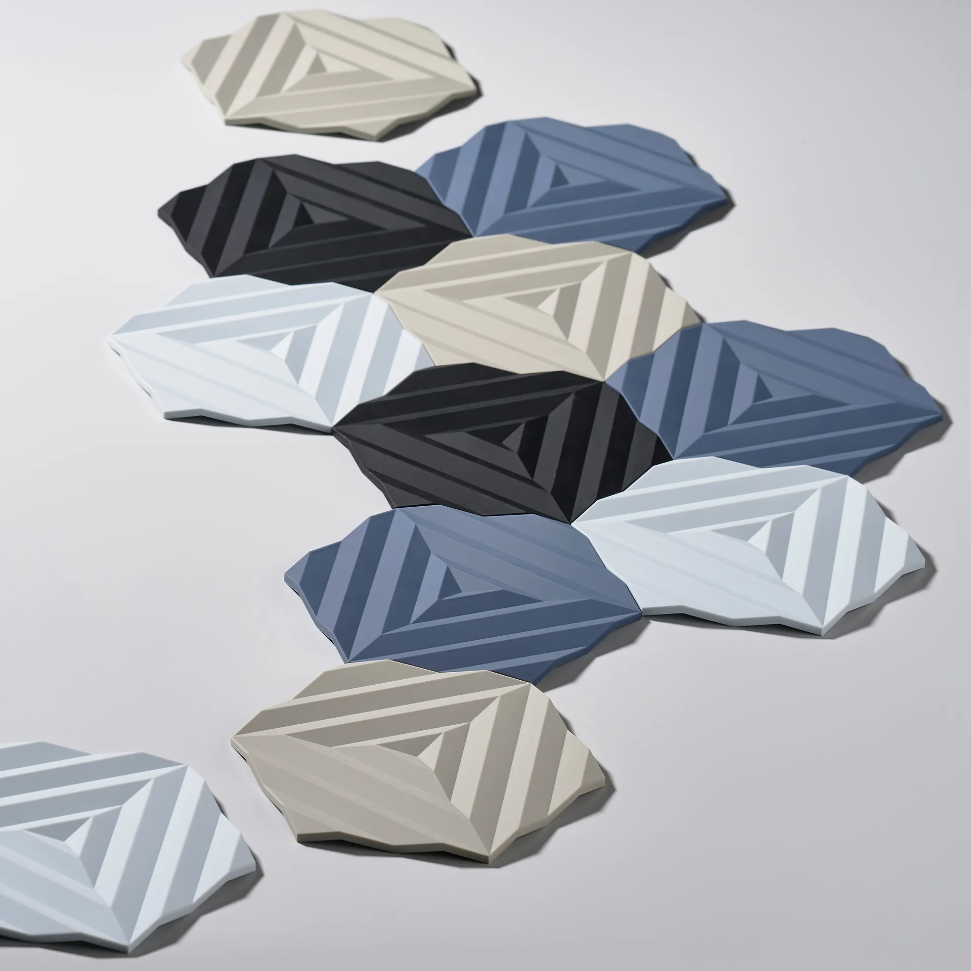 Ori Fold gryteunderlag 14x16 cm, Black Zone Denmark