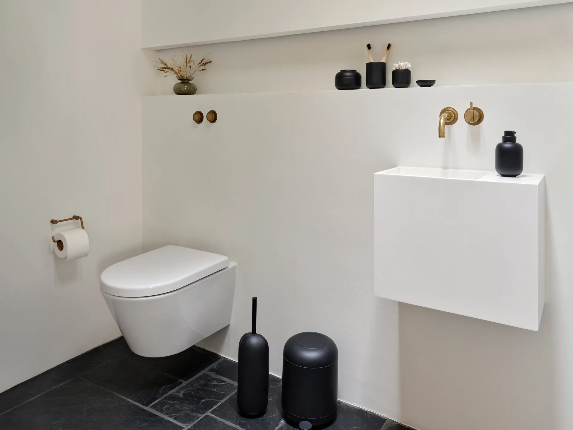 Sensu såpepumpe 30 cl, Black Zone Denmark