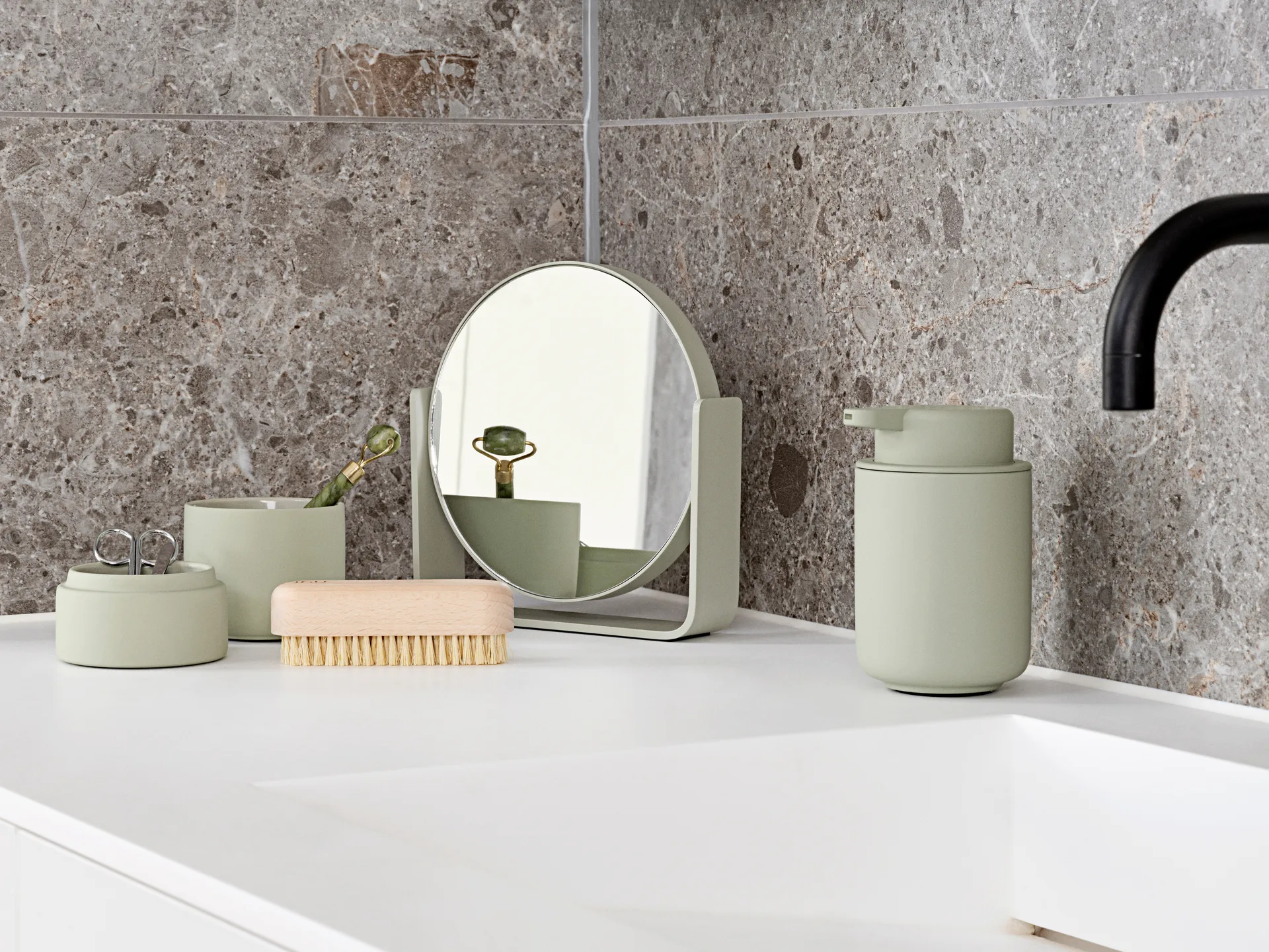 Ume bordspeil med 5x forstørrelse 19 x 19,5 cm, Eucalyptus Zone Denmark