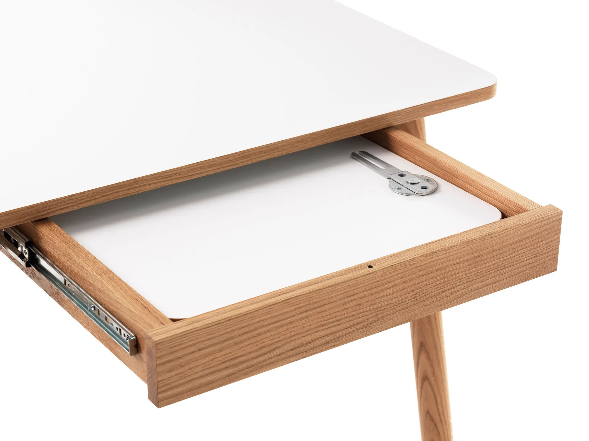 Dino+ spisebord med tilleggsplate, Hvit, eikestativ, 2 tilleggsplater Zweed