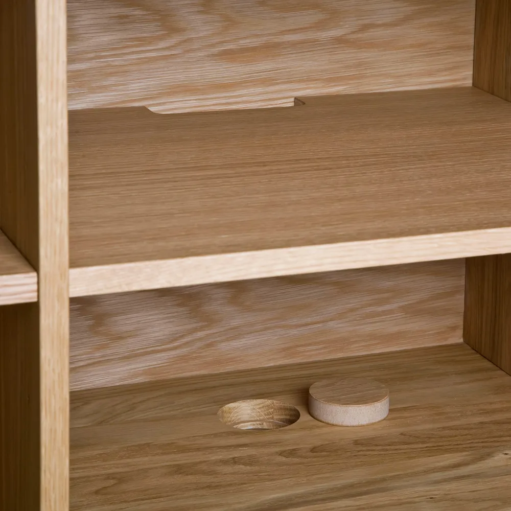 Moodi 180 sideboard, Grå/hvit, eikestamme Zweed