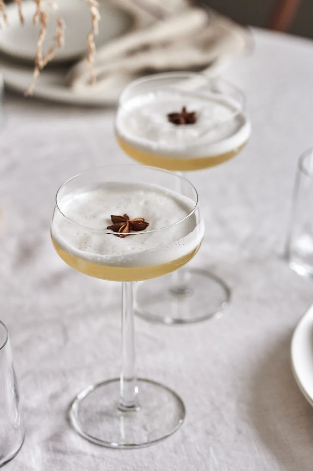 Her ser du et coupéglass, en type glass som kan brukes til cocktailer eller champagne.