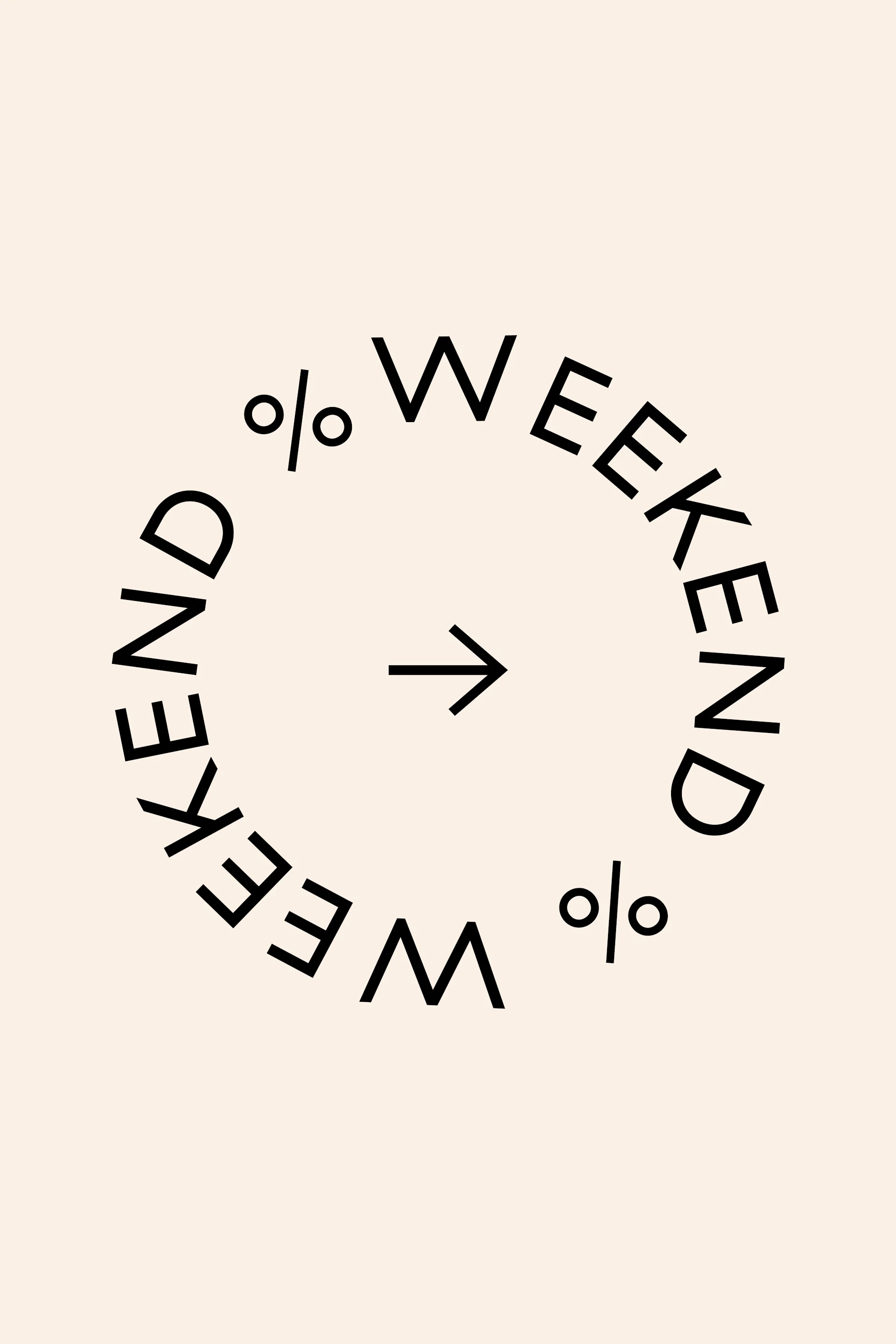 Ordet "WEEKEND" og prosentsymboler arrangert i en sirkel, med en høyrepekende pil i midten.