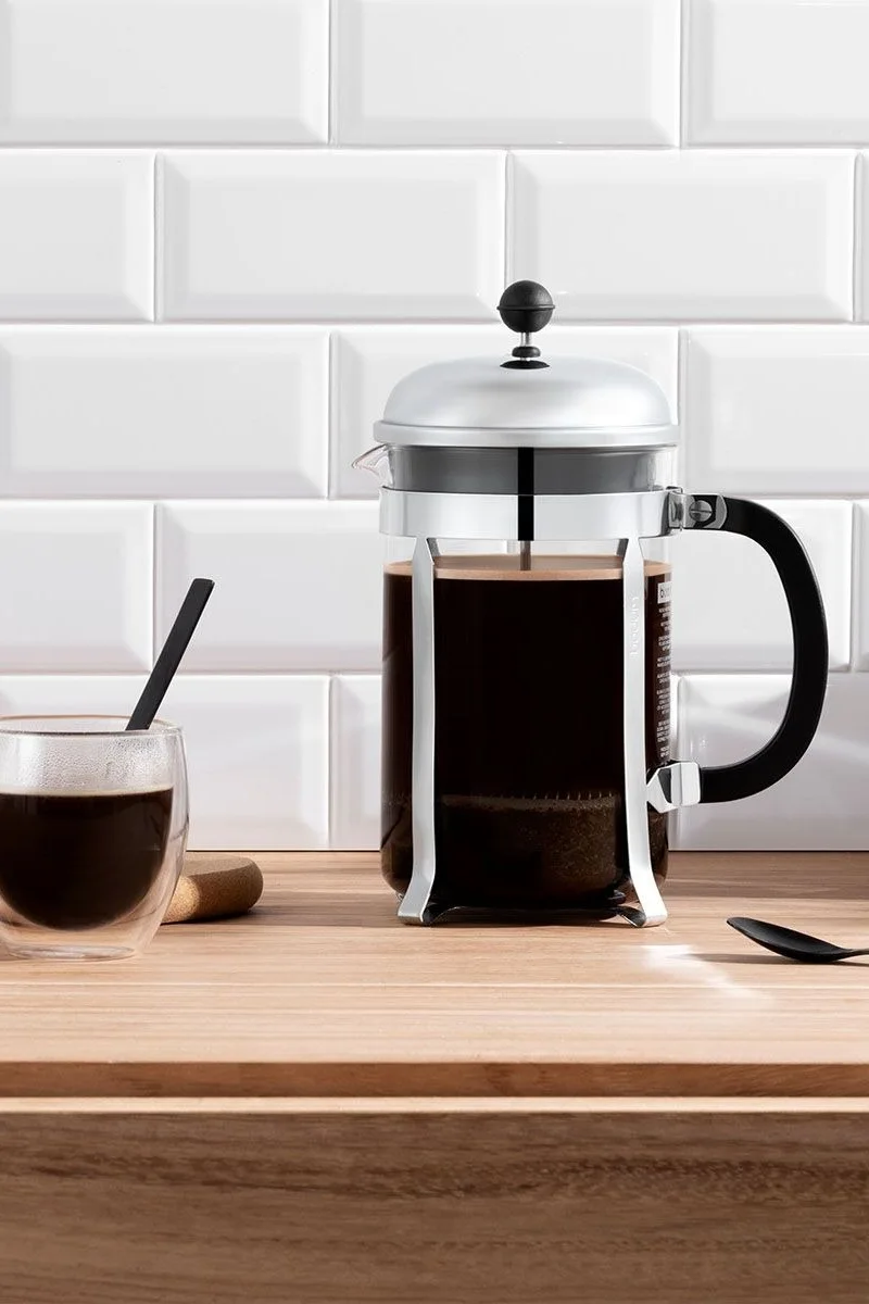 Farsdagsgave tips - Bodum Chambord French Press er den perfekte farsdagsgaven for kaffeelskere. Den er enkel og praktisk og lager smakfull kaffe på nulltid.