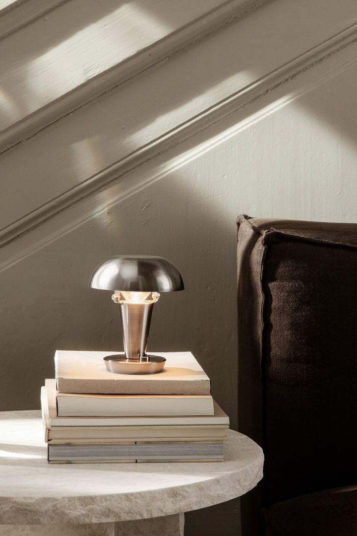 Sesongens trendy sopplampe er Tiny bordlampen fra ferm LIVING, som vil bli en stilig interiørdetalj i hjemmet ditt på sidebordet eller i vinduskarmen.
