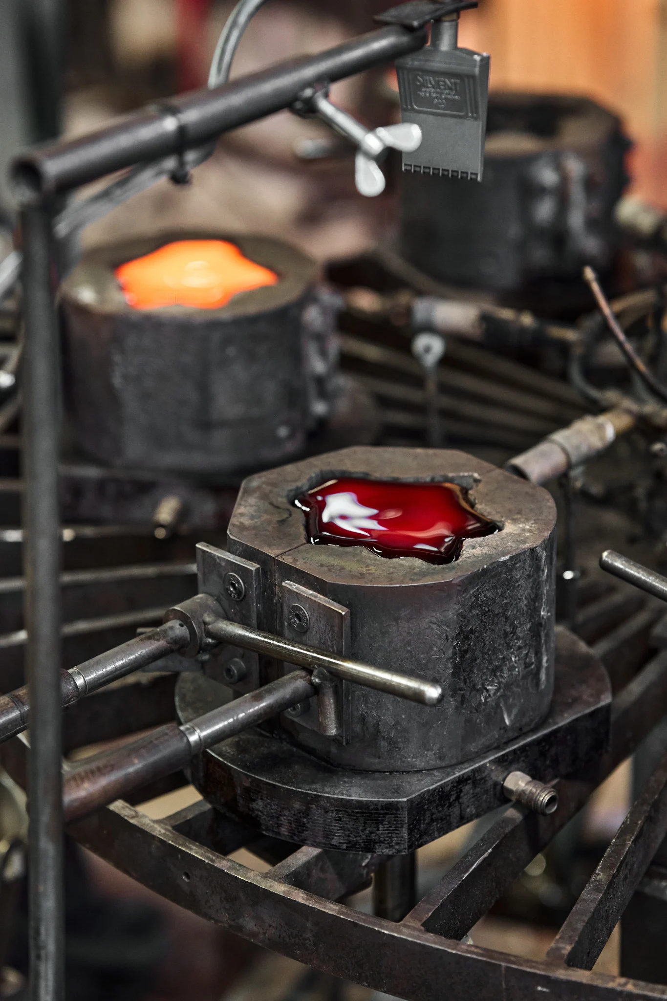 Lysestaken The Rock har blitt helt i formen, og her holder den på å stivne.