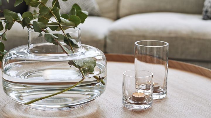 Urna vase glass fra Marimekko, Forest Telysholder og  fra Orranäs Bruk, Around bord XL fra Muuto