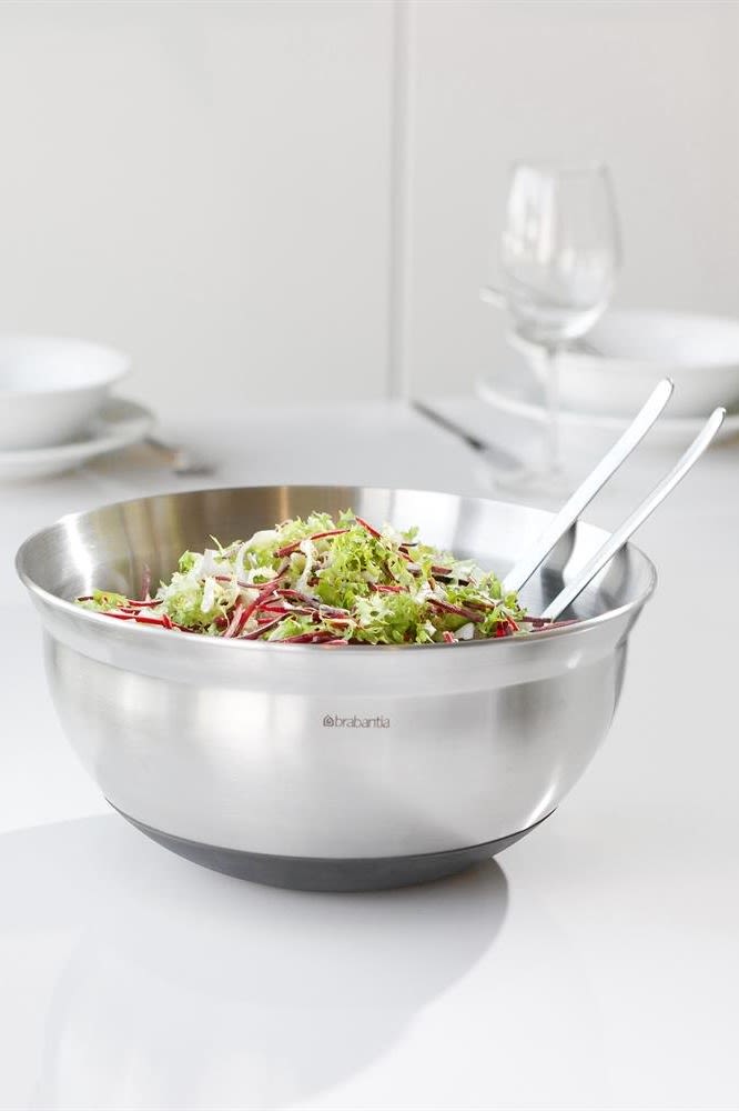 Forny kjøkkenet ditt med 11 smarte & fine kjøkkenting for enklere matlaging - her ser du stilig Brabantia tilberedningsskål 3-pakning i rustfritt stål.