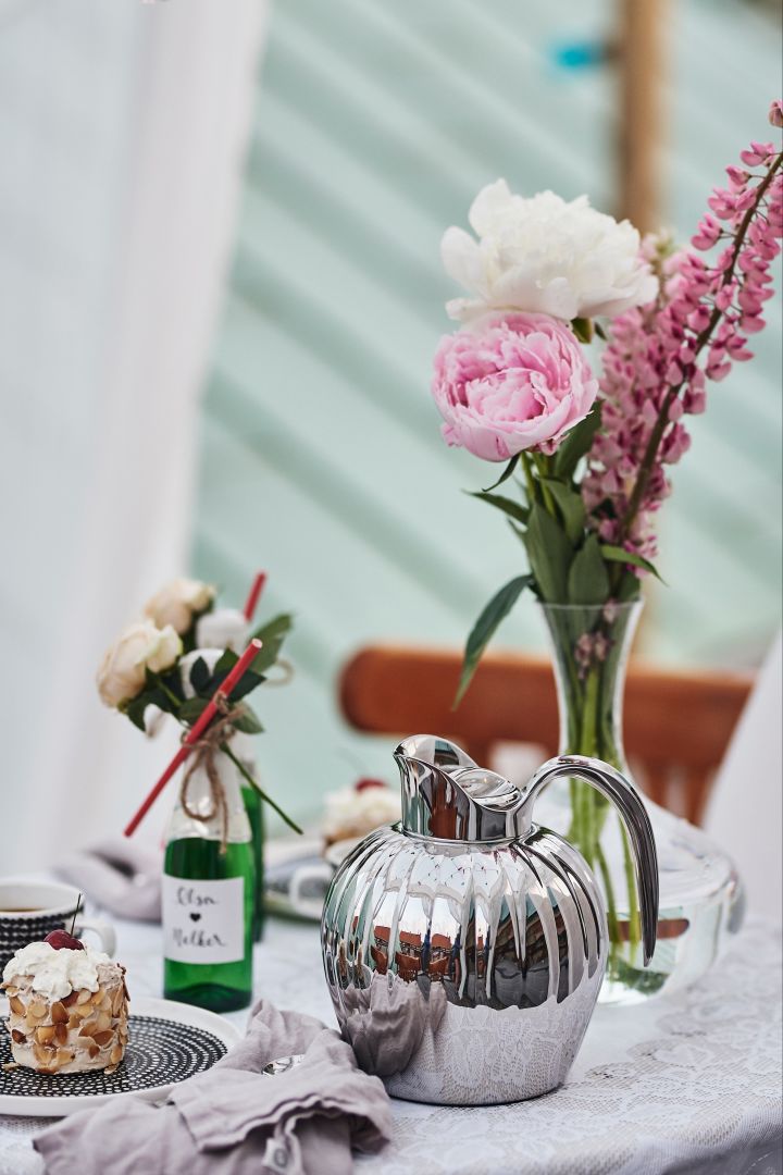 Bernadotte termokannen fra Georg Jensen er en populær bryllupsgave som passer perfekt til en romantisk kaffestund.