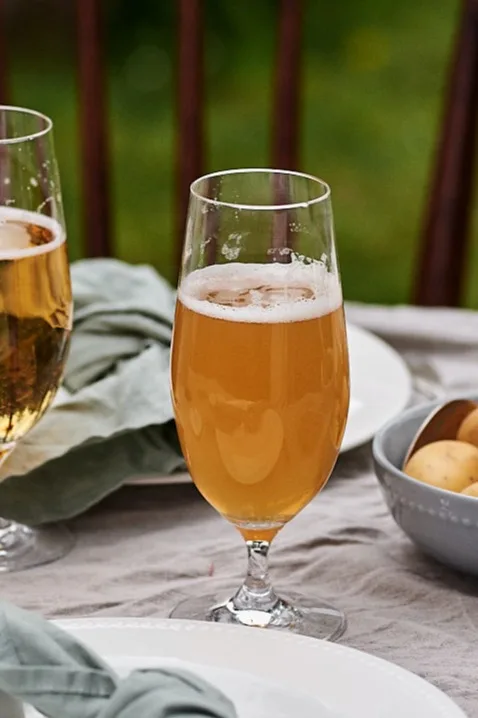 Slik velger du riktig ølglass - som Karlevi ølglasset som du ser her.