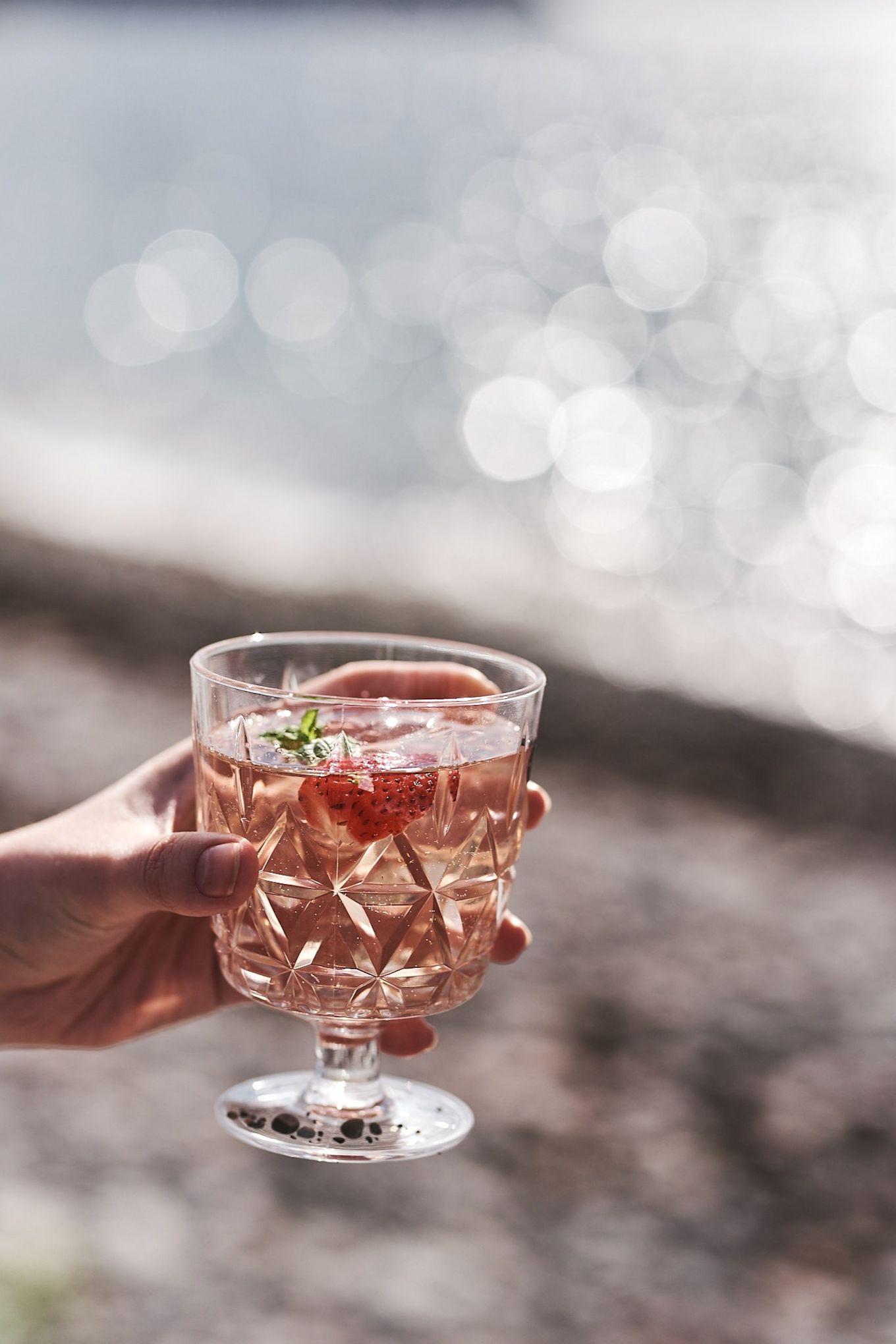 En annen favoritt blant gode sommerdrinker du må prøve, er Spanias klassiker – Sangria. 