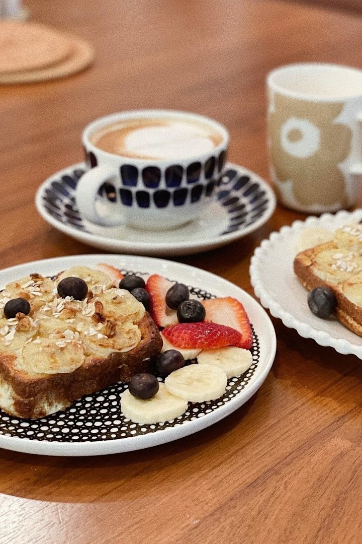 Valentinsdagen hjemme: Lag en koselig frokost til din kjære og server den på servise fra Marimekko, akkurat som hos @lifeof_susan.