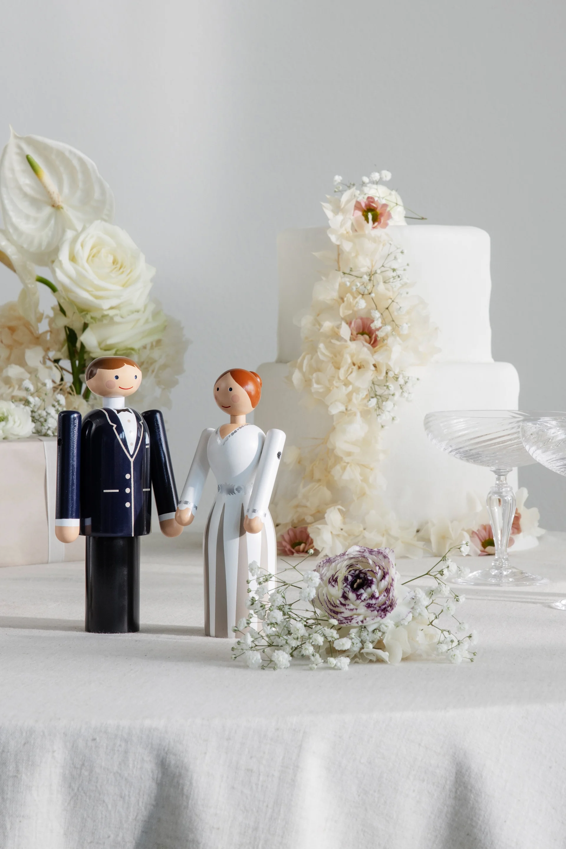 Kay Bojesen Brud & Brudgom er en tidløs og flott bryllupsgave å gi brudeparet.