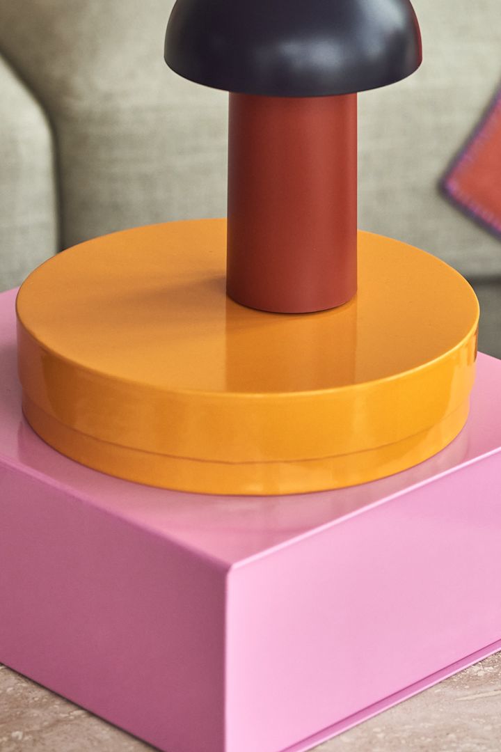 Ifølge NCS Colour er fargetrendene for 2023 oransje, rosa, rødt og blått. 