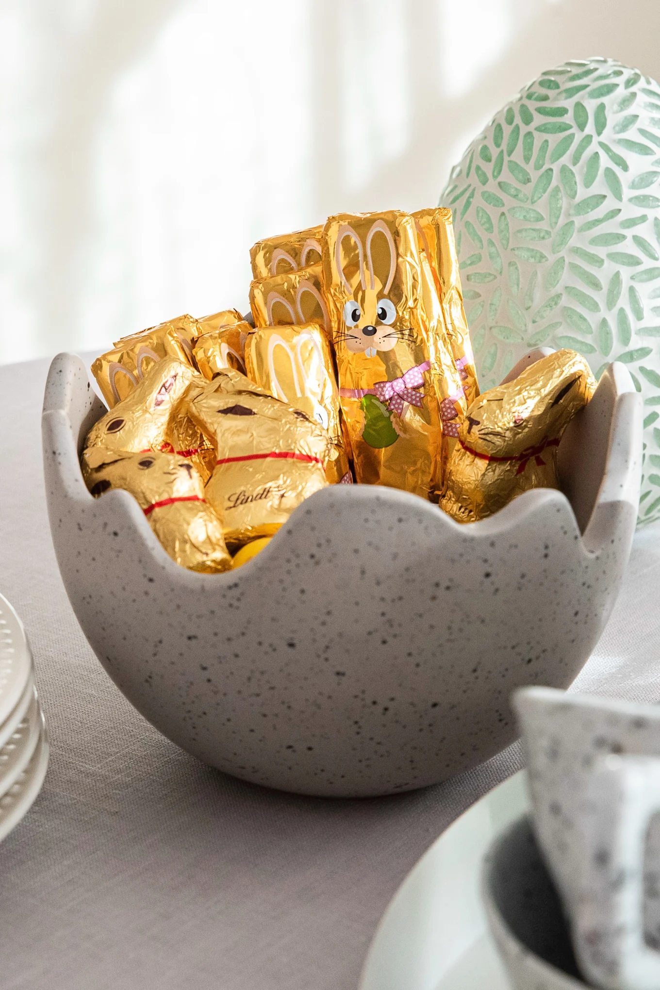 Sett gullkant på påskefeiringen ved å by på søtsaker i DBKDs Happy påskeskål som Baka med Frida har laget her.